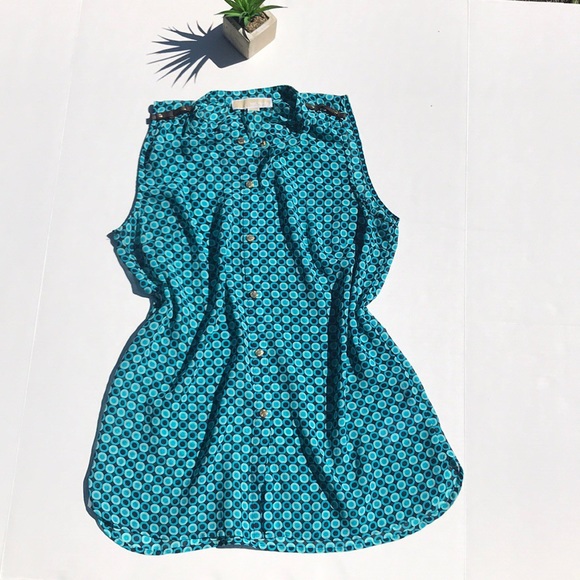 MICHAEL Michael Kors Tops - ❄️4/$18 Michael Kors Blue Patterned Tank Top